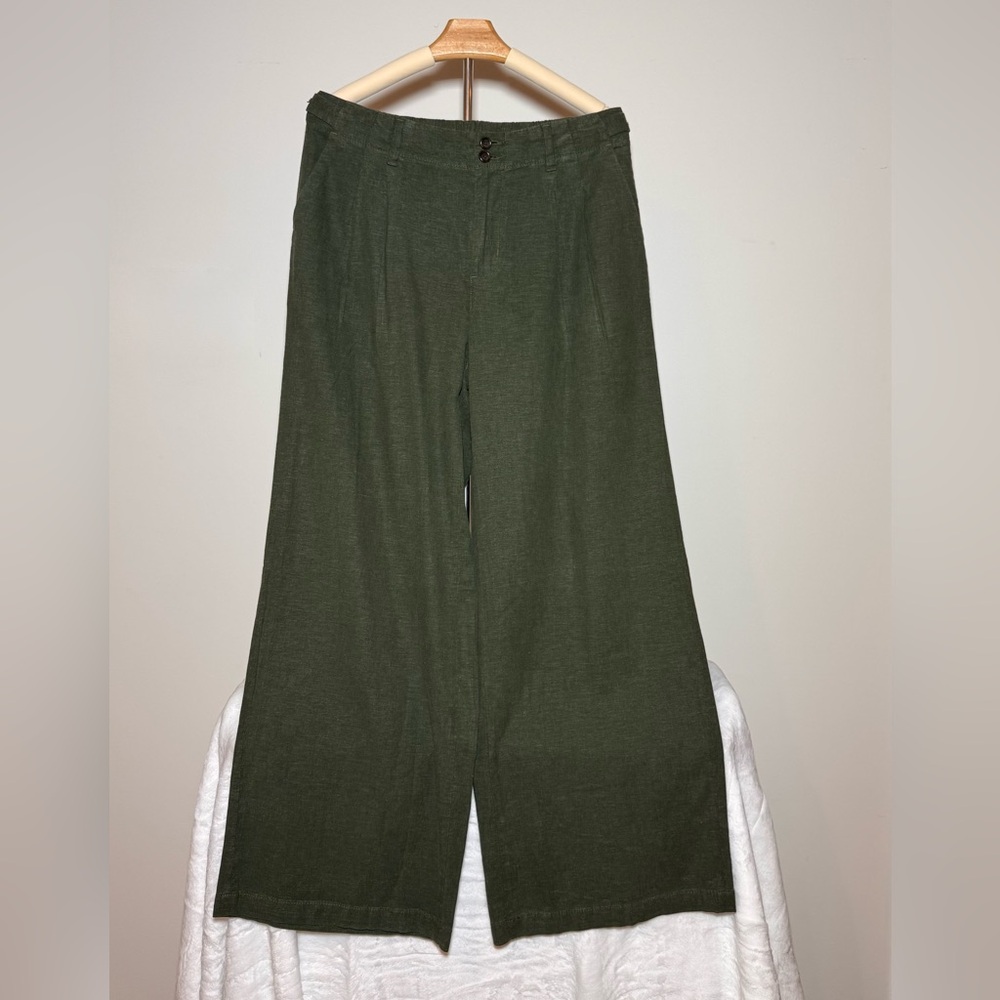 American Eagle Outfitters Dark Green Stretch Pants